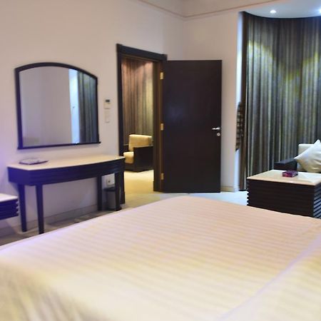 Al Tayyar Suites & Hotel Apartments - Riyadh Eksteriør billede